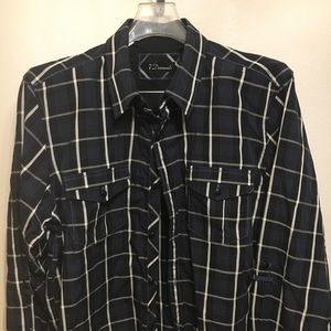 7 Diamonds sharp button down